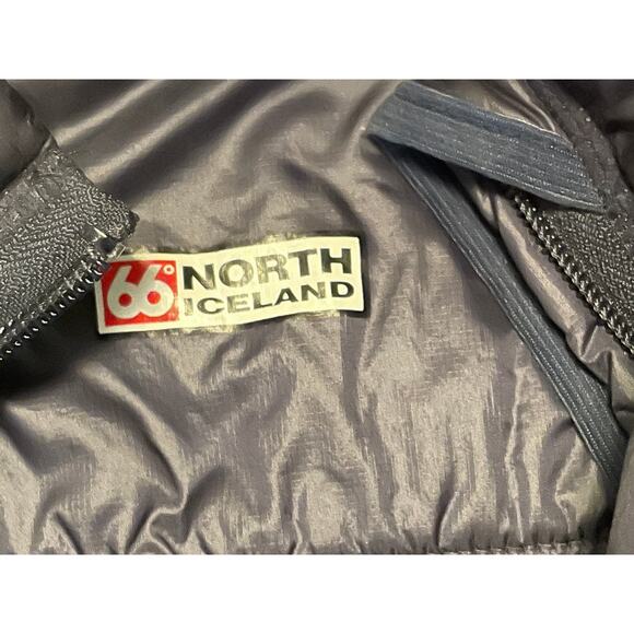 66 NORTH ICELAND dark navy blue vest puffer jacket womens size S small primaloft - Picture 7 of 9